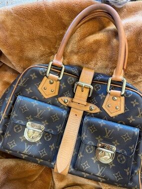Louis Vuitton Monogram Manhattan GM